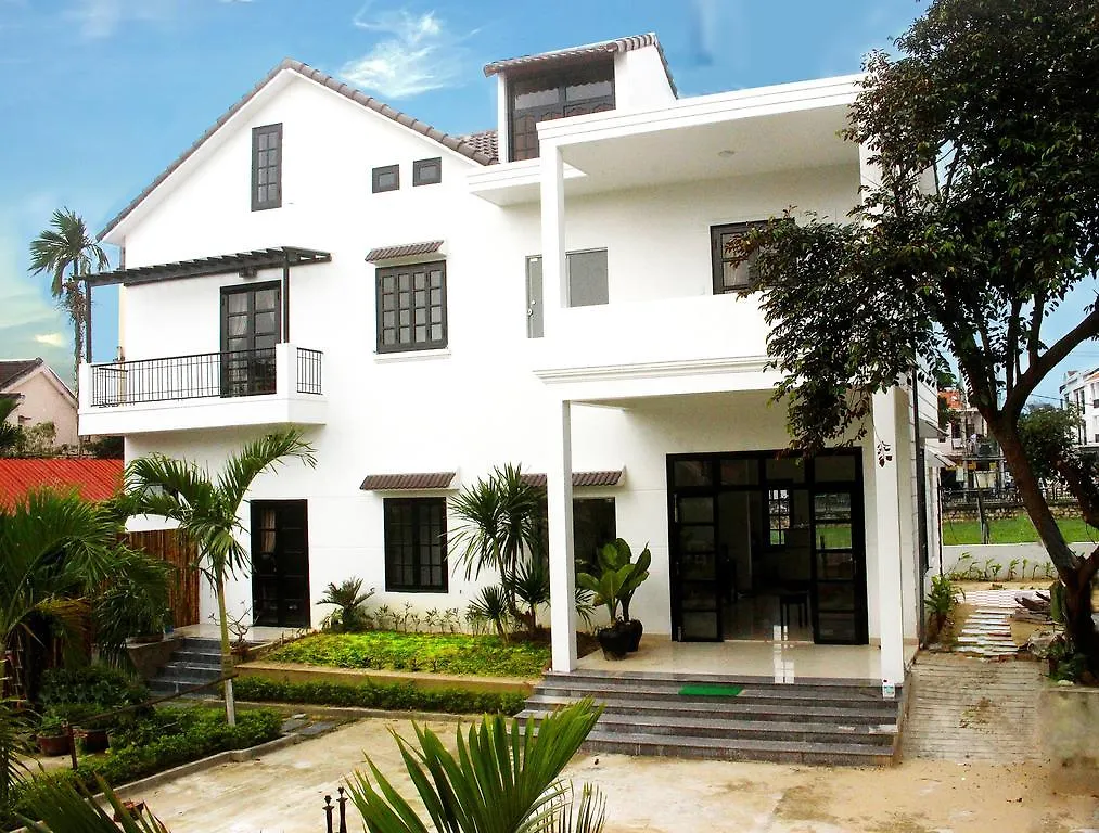 Hoi An Green View Homestay & Villa